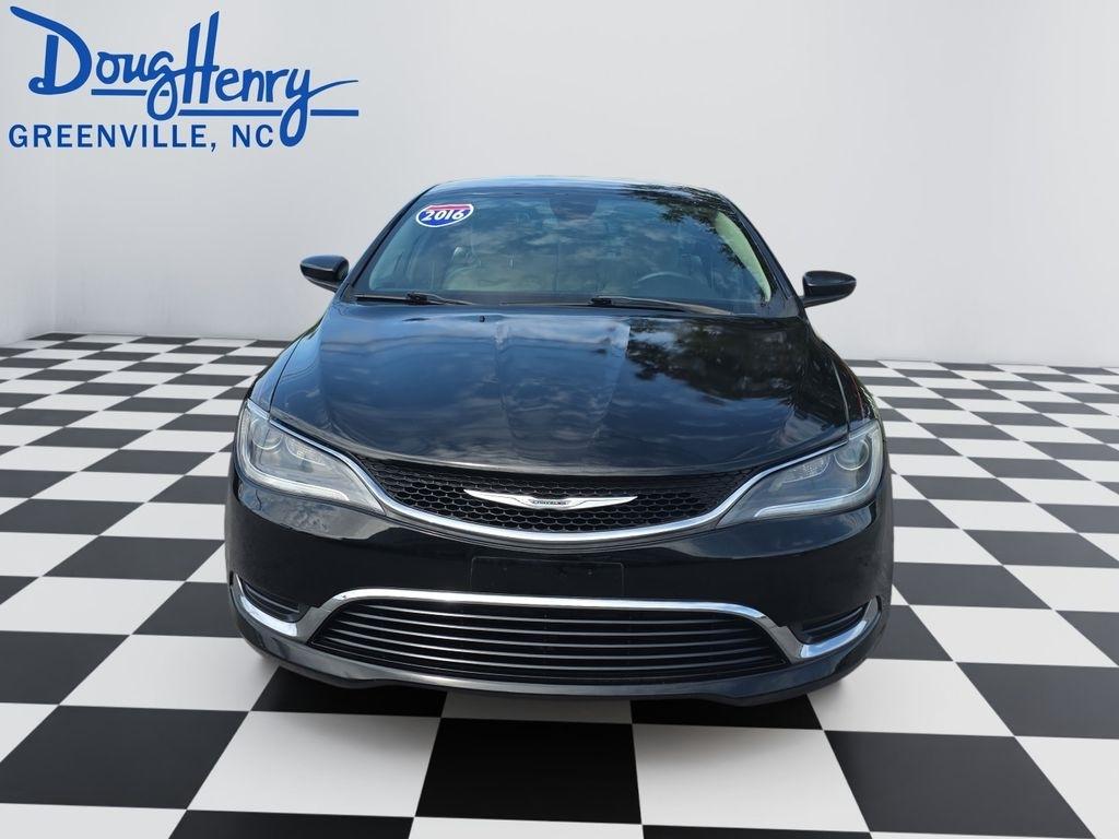 Chrysler 200  2016
