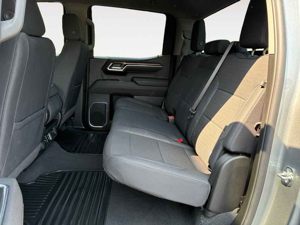 Chevrolet Silverado 1500  2026
