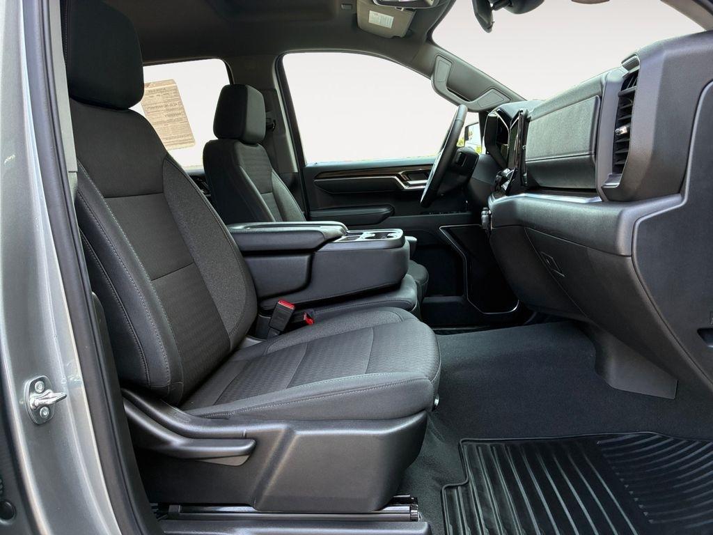 Chevrolet Silverado 1500  2026