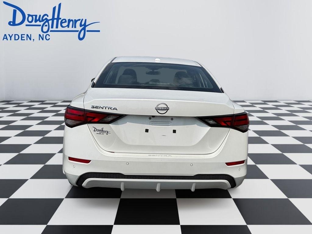 Nissan Sentra  2025
