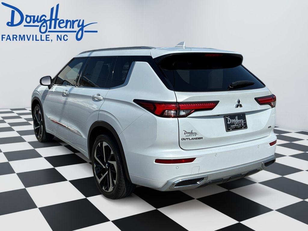 Mitsubishi Outlander  2022