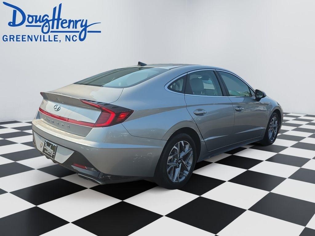 Hyundai Sonata  2021