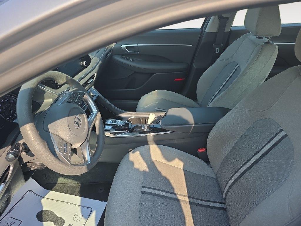 Hyundai Sonata  2021
