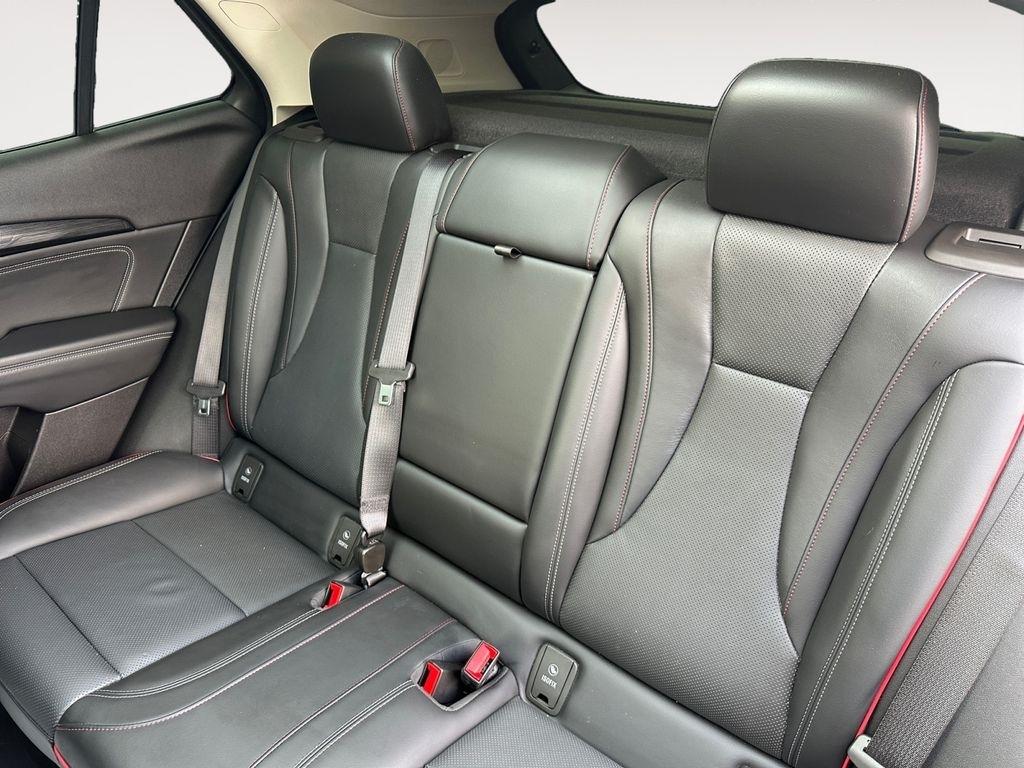 Buick Envision  2023