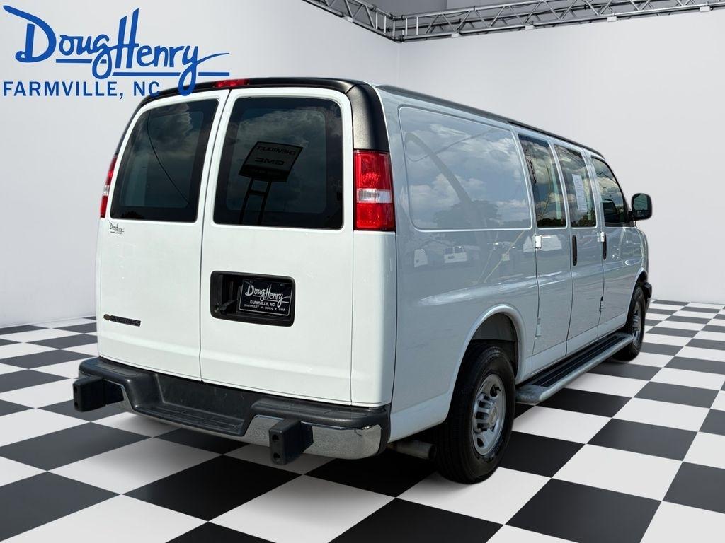 Chevrolet Express Cargo Van  2025