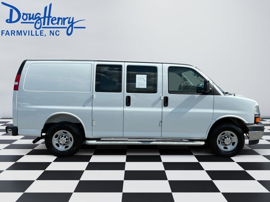 Chevrolet Express Cargo Van  2025