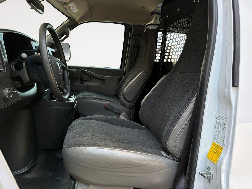Chevrolet Express Cargo Van  2025