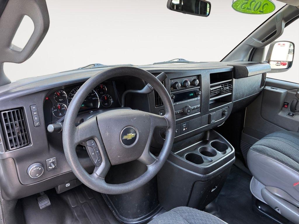 Chevrolet Express Cargo Van  2025
