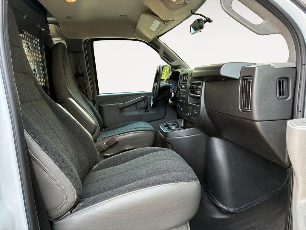 Chevrolet Express Cargo Van  2025
