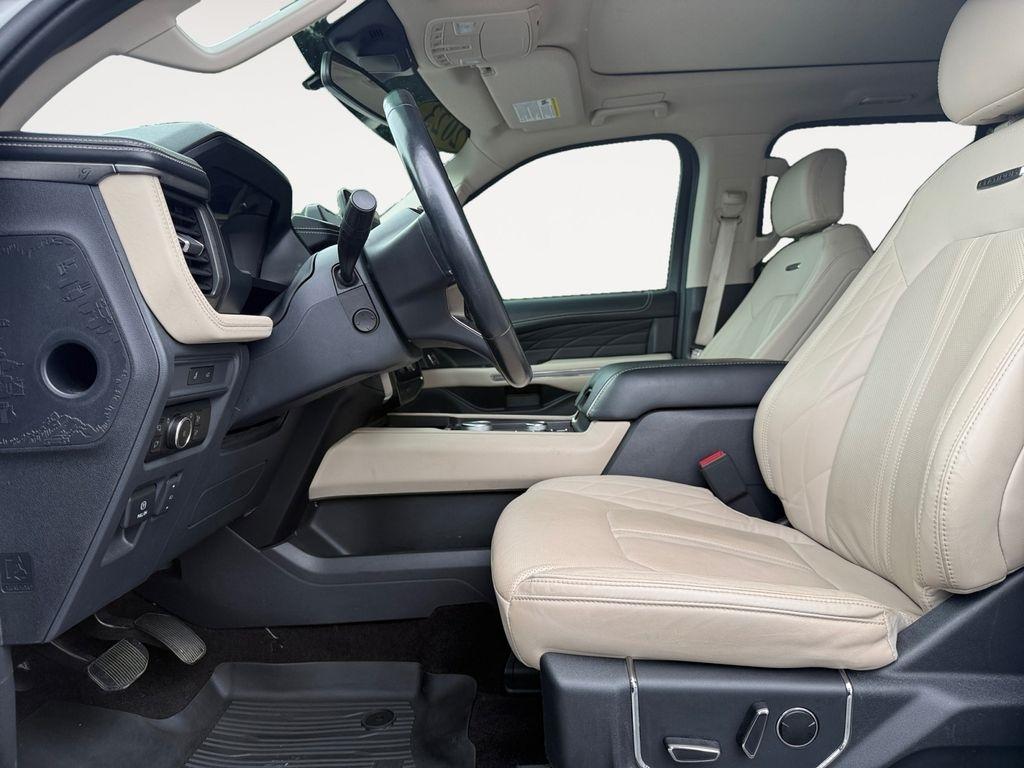 Ford Expedition  2023