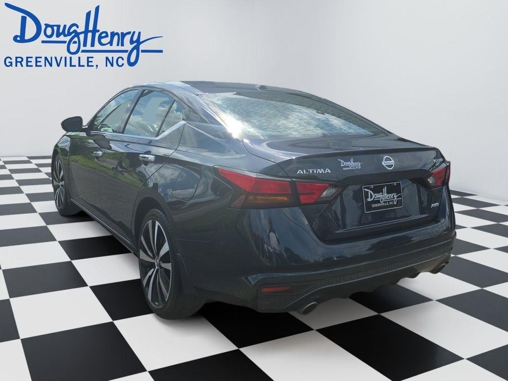 Nissan Altima  2019
