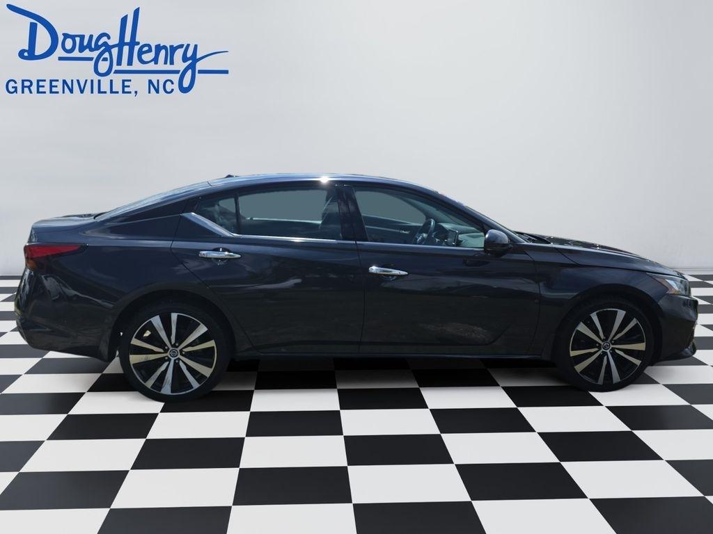 Nissan Altima  2019
