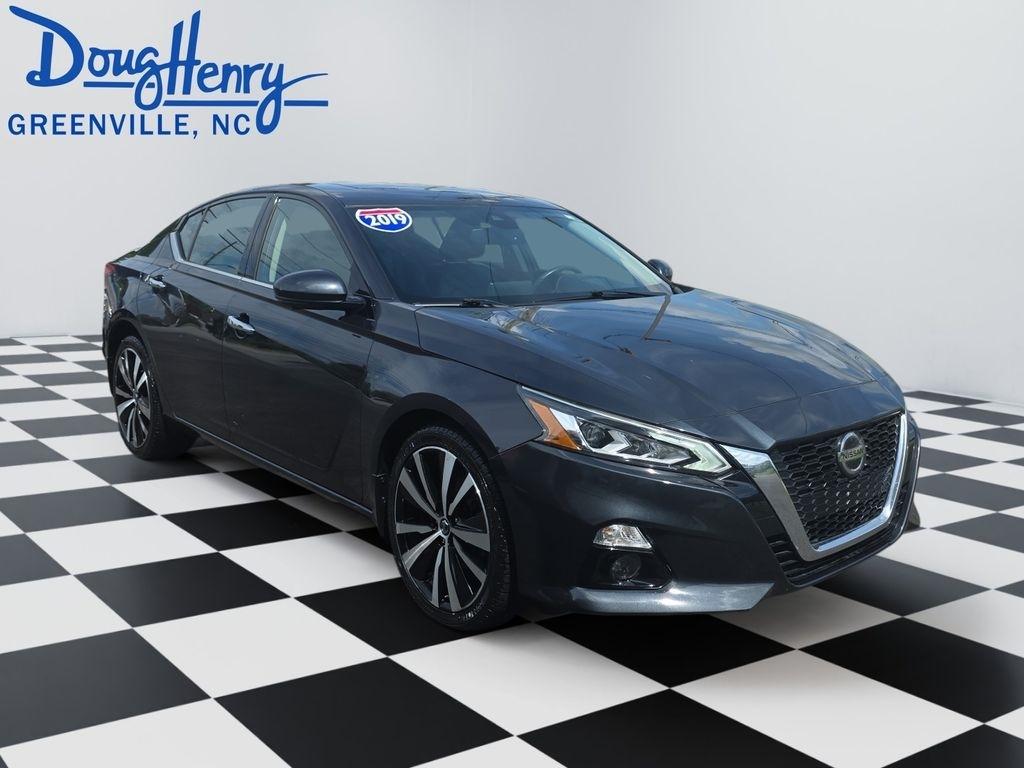 Nissan Altima  2019