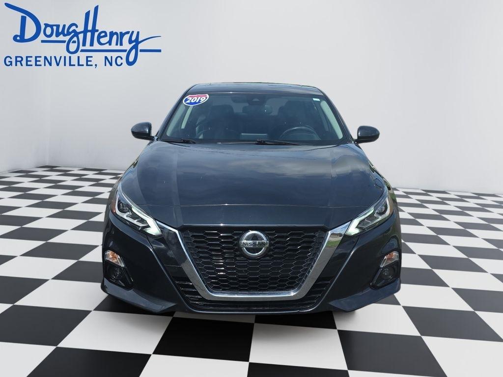 Nissan Altima  2019