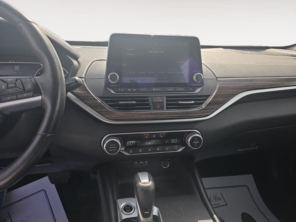 Nissan Altima  2019