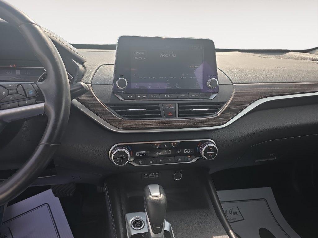 Nissan Altima  2019