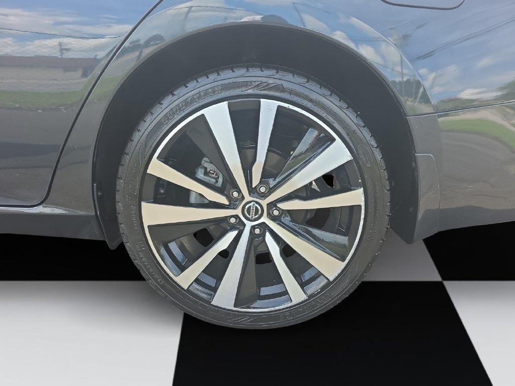 Nissan Altima  2019