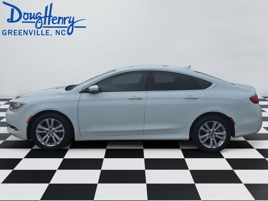 Chrysler 200  2017