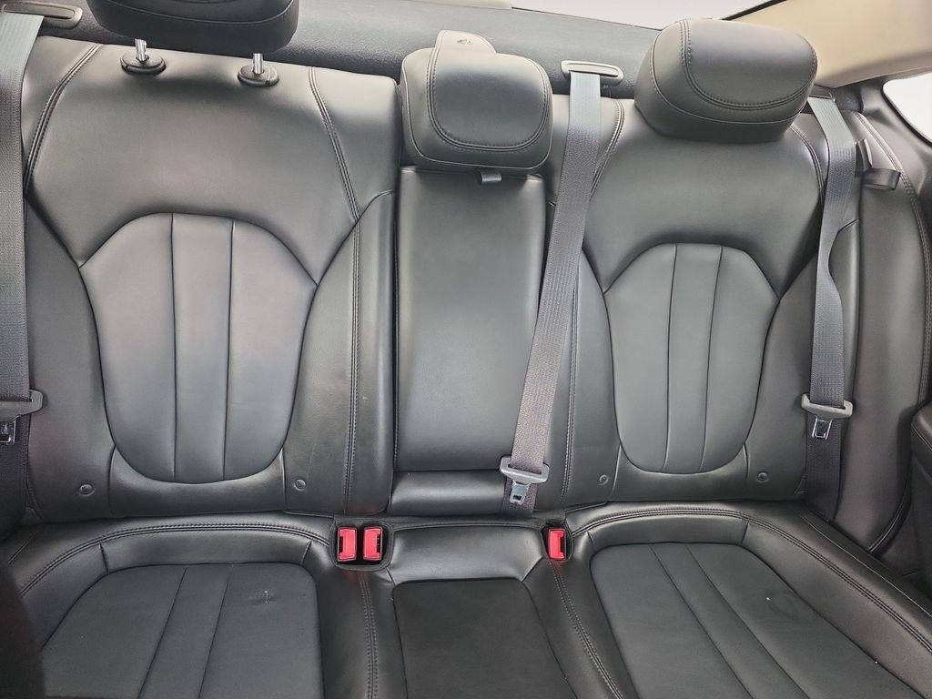 Chrysler 200  2017