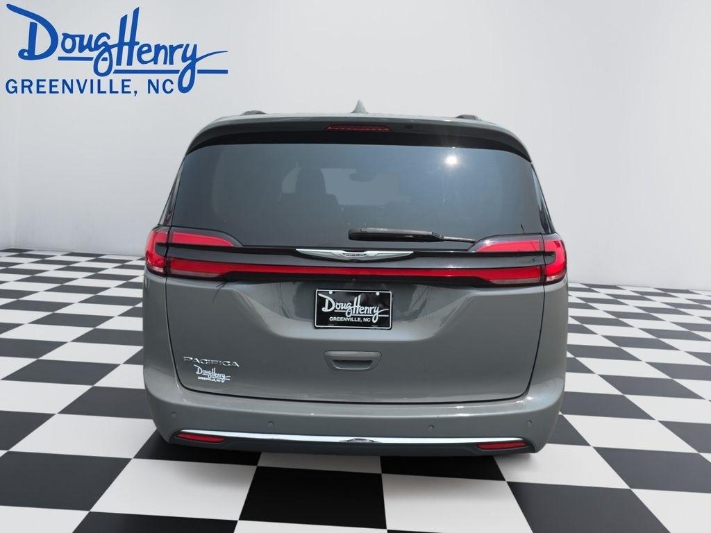 Chrysler Pacifica  2022