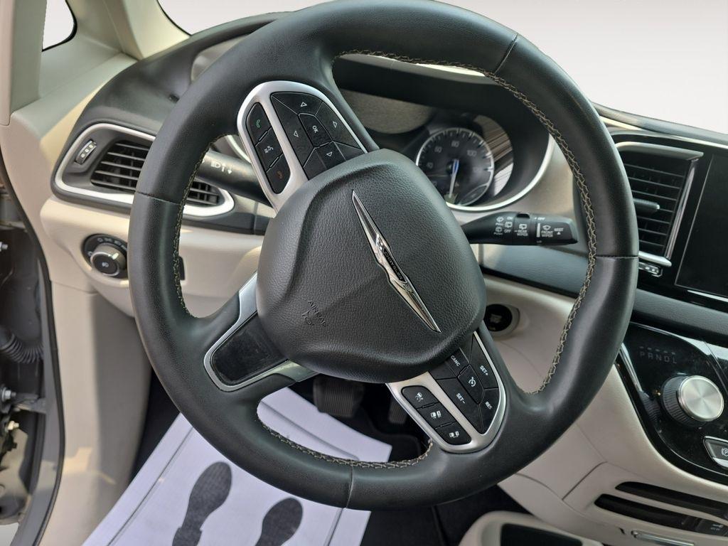 Chrysler Pacifica  2022
