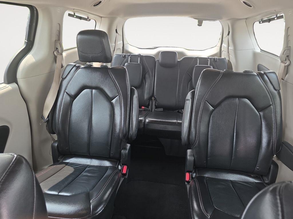 Chrysler Pacifica  2022