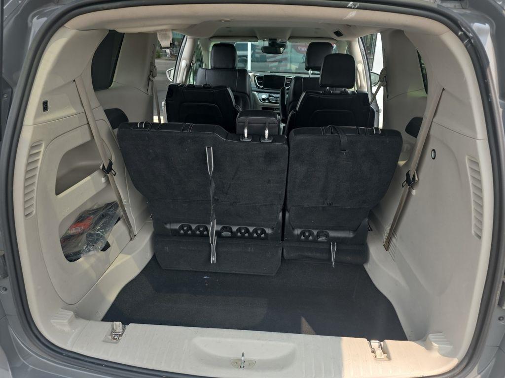 Chrysler Pacifica  2022