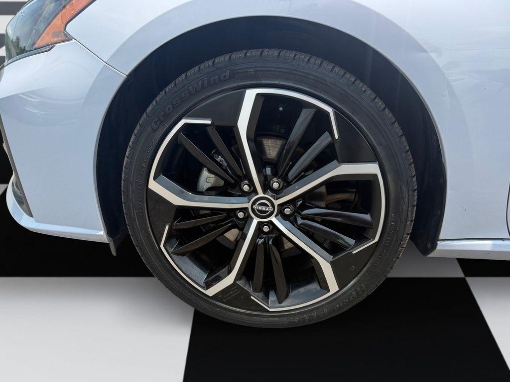 Nissan Altima  2024