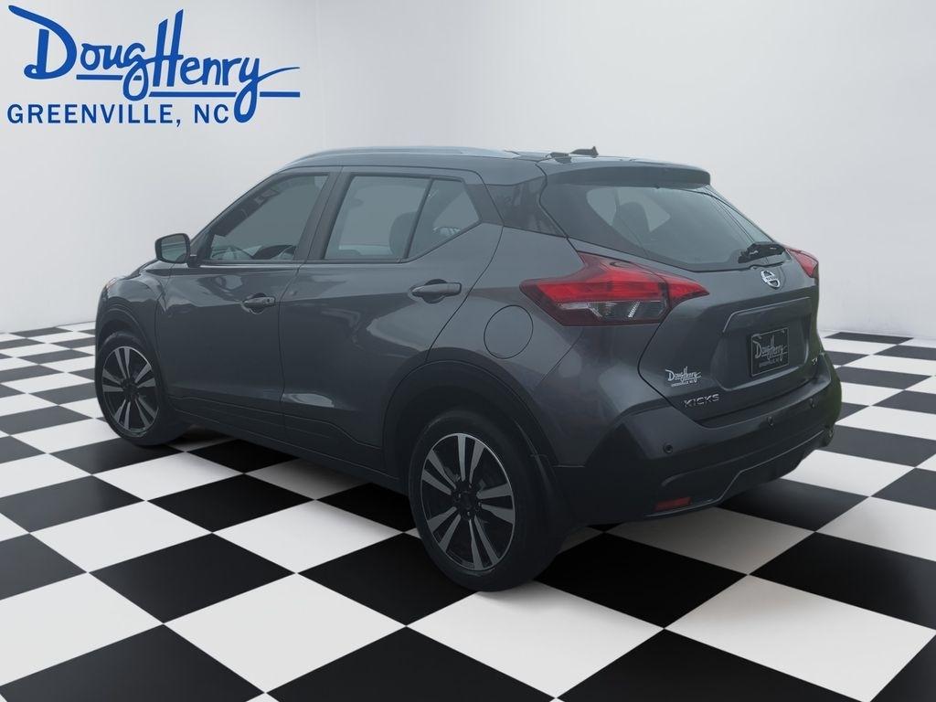 Nissan Kicks  2020