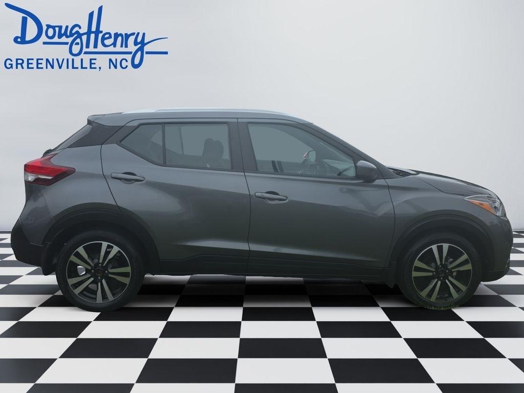 Nissan Kicks  2020
