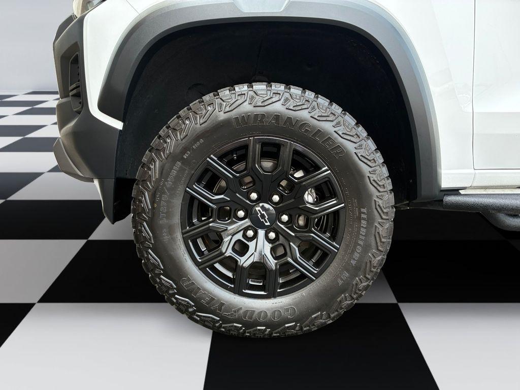 Chevrolet Colorado  2023