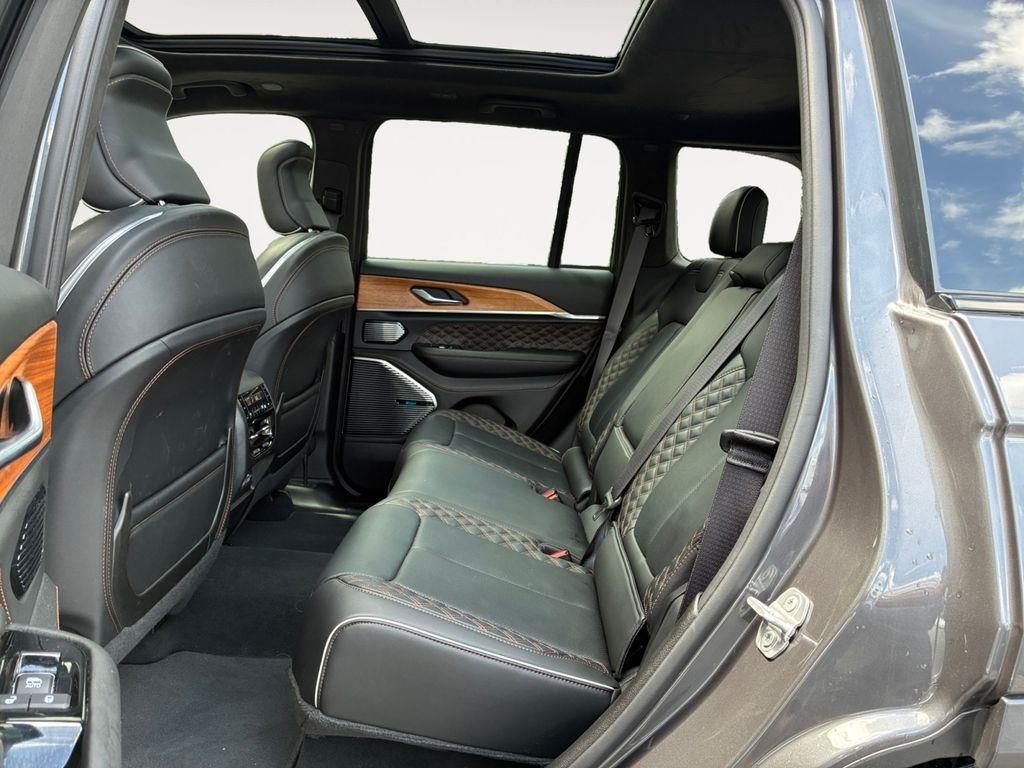 Jeep Grand Cherokee  2024