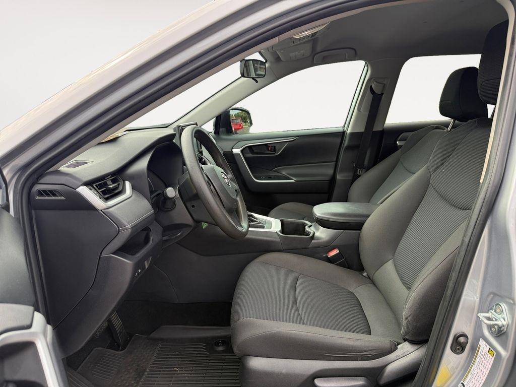 Toyota RAV4  2022
