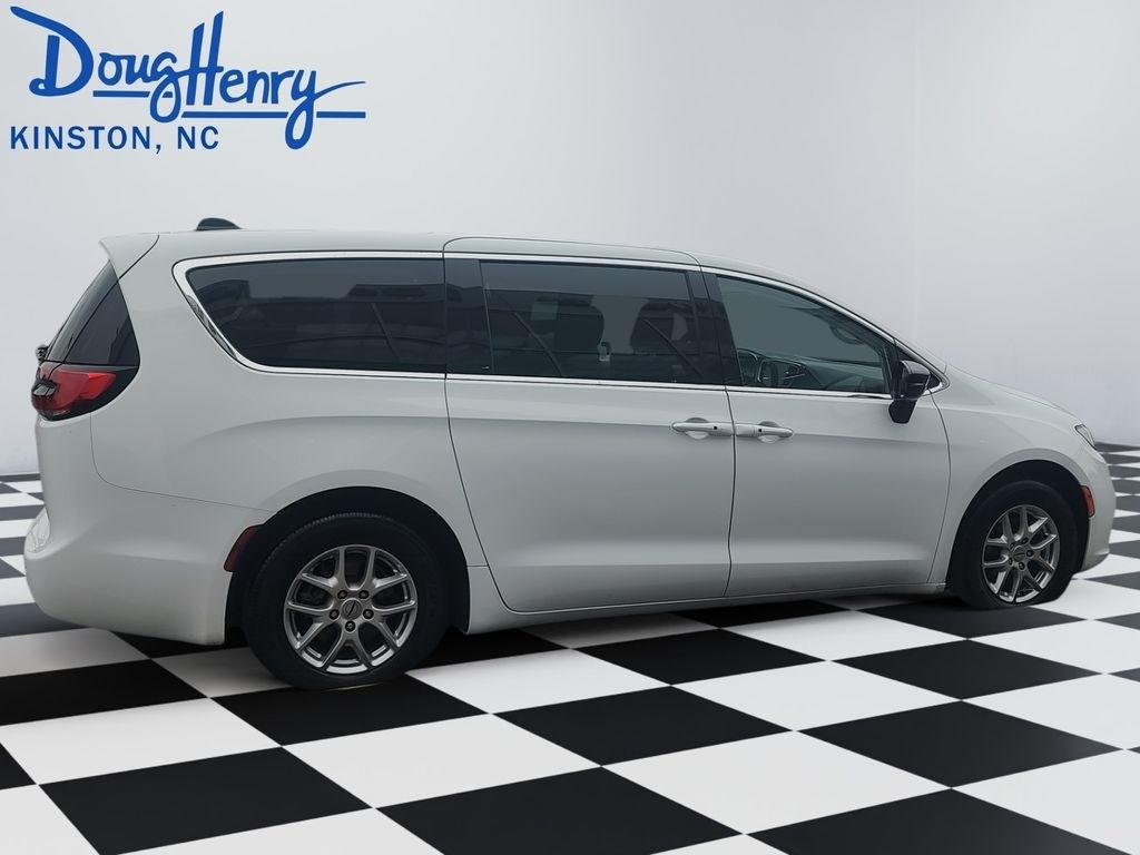 Chrysler Pacifica  2024