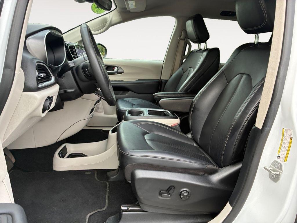 Chrysler Pacifica  2024