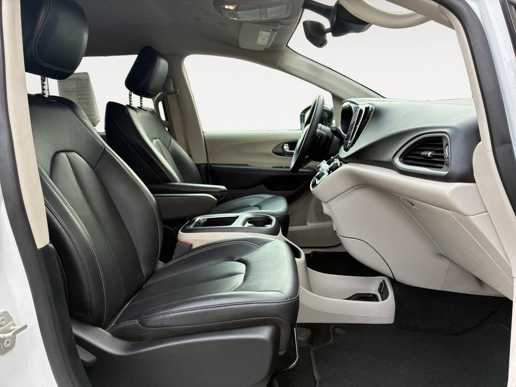 Chrysler Pacifica  2024