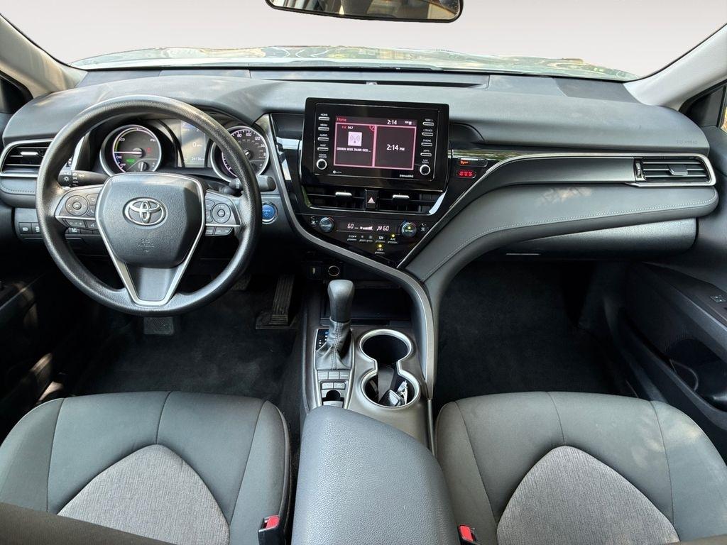 Toyota Camry  2024