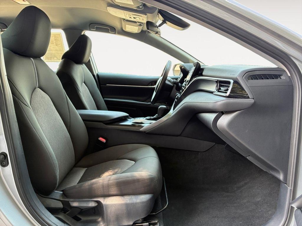 Toyota Camry  2024