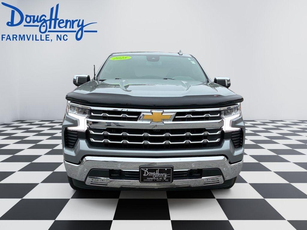 Chevrolet Silverado 1500  2025