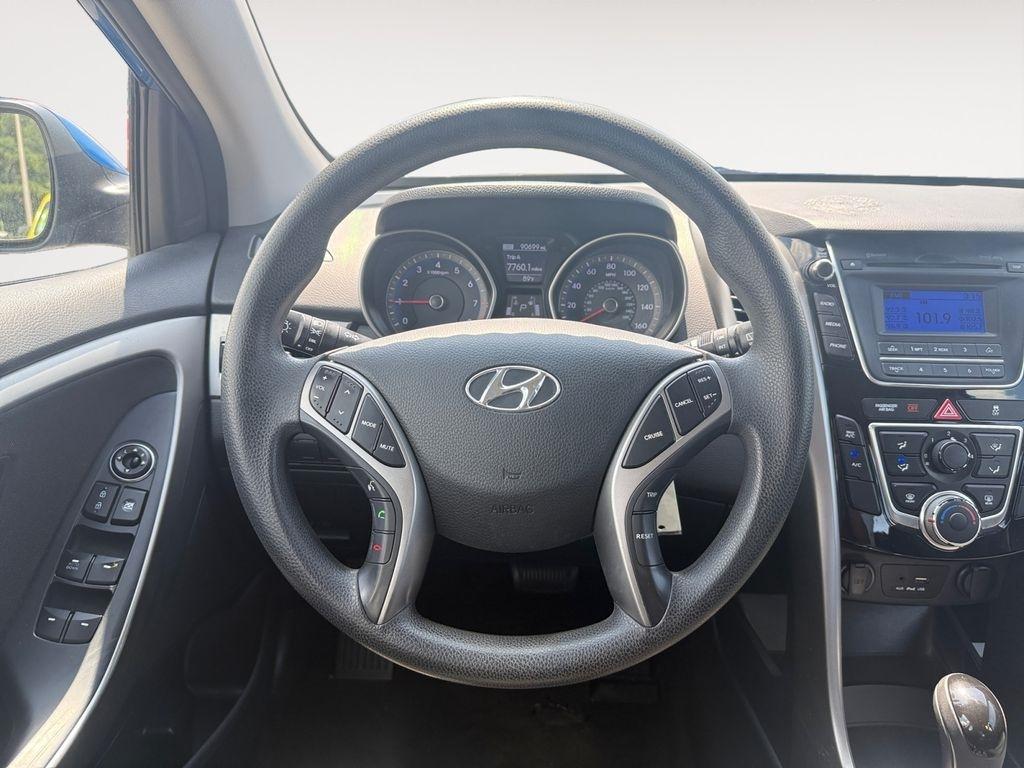 Hyundai Elantra GT  2017