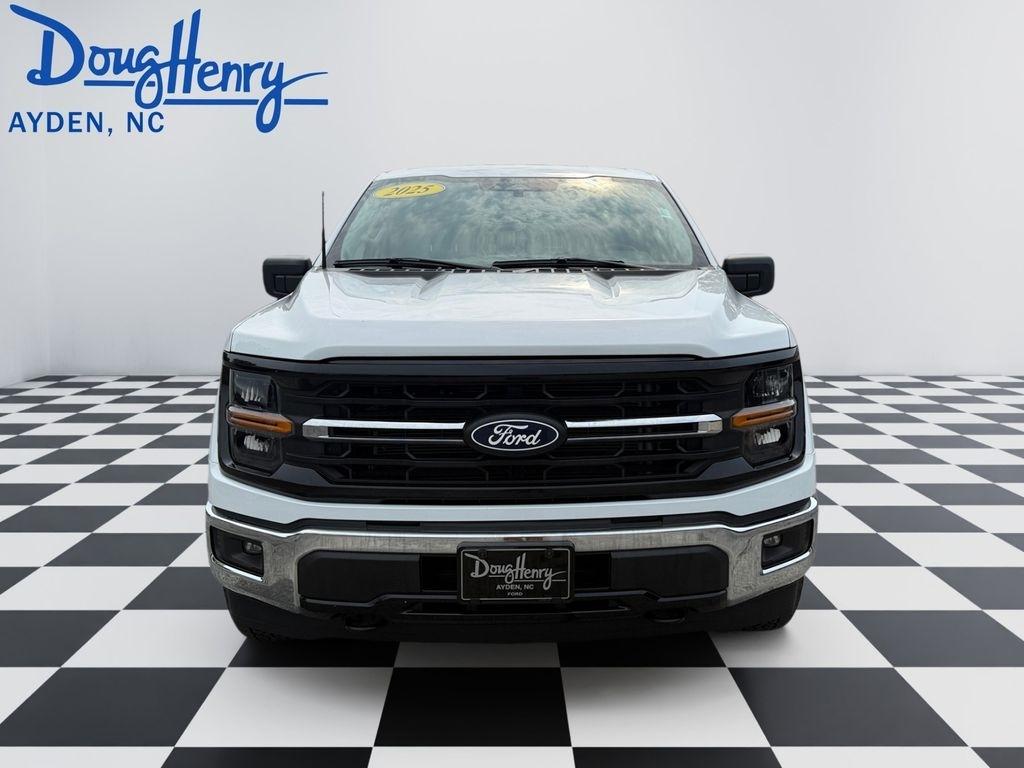 Ford F-150  2025