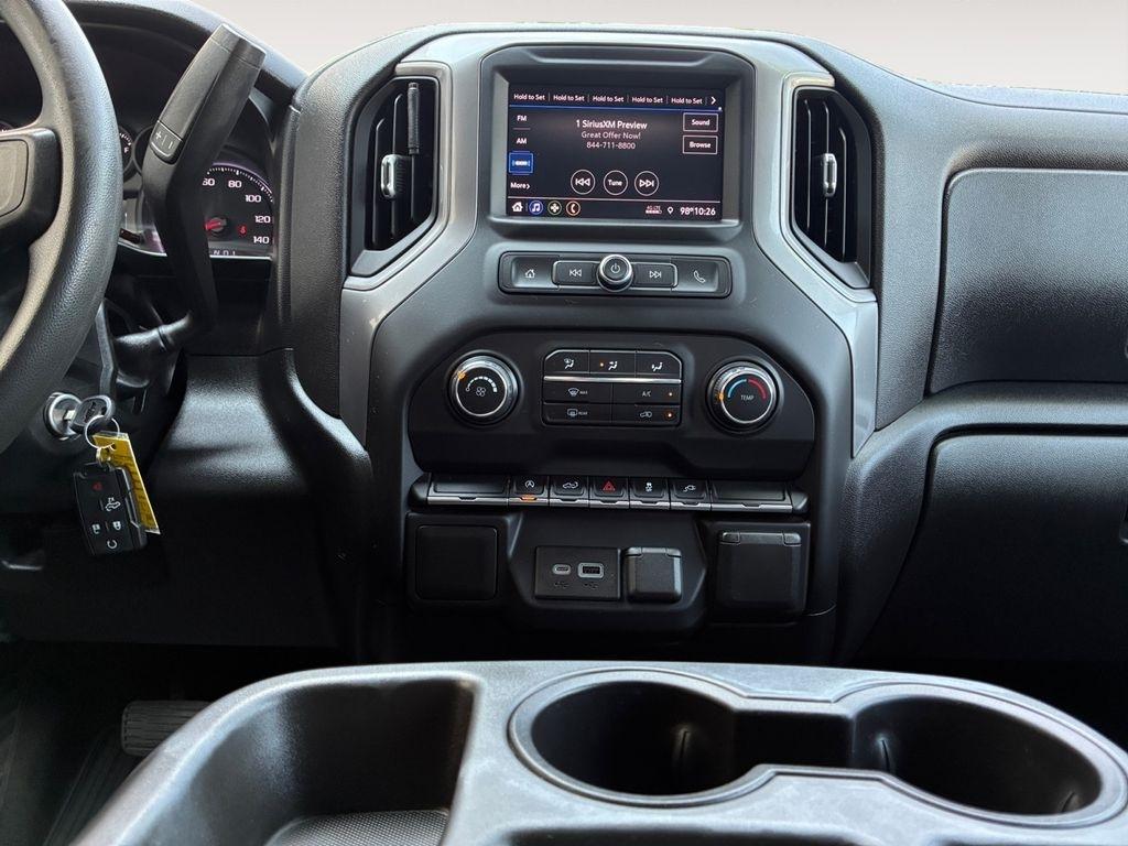 Chevrolet Silverado 1500  2021