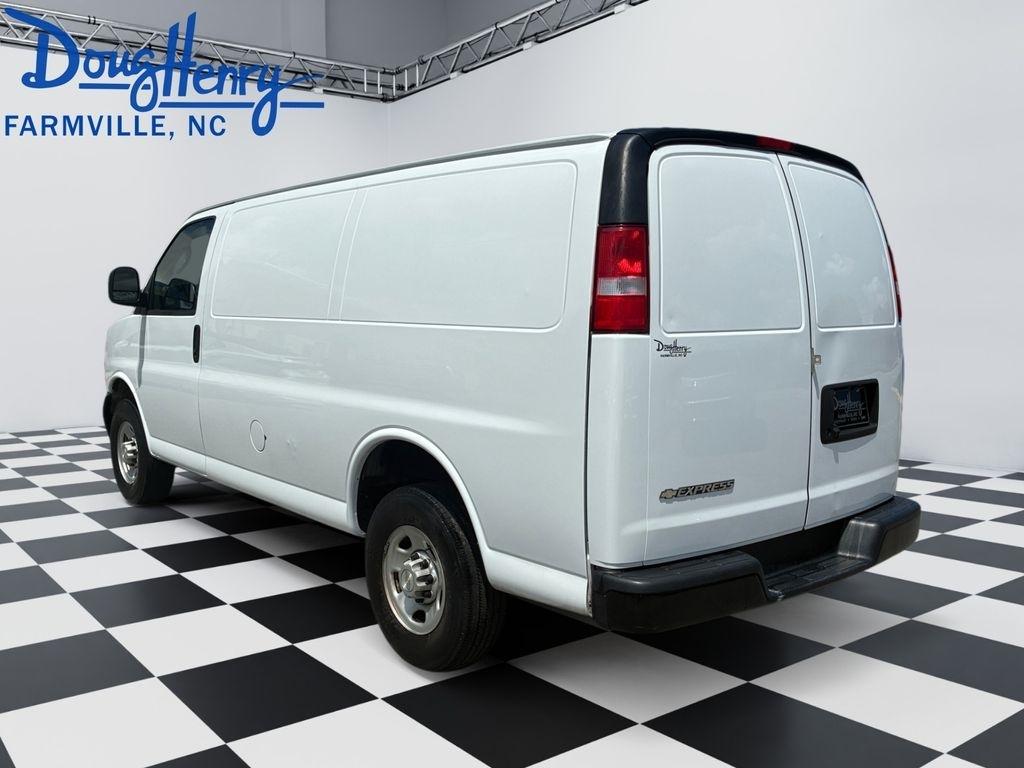 Chevrolet Express Cargo Van  2023