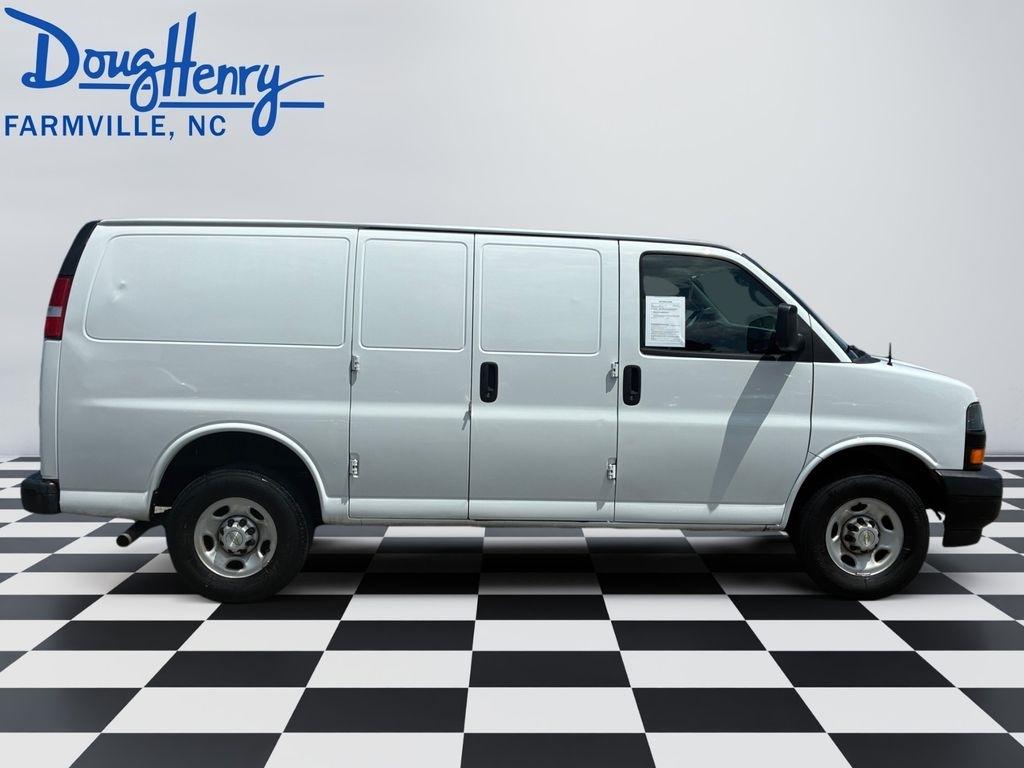 Chevrolet Express Cargo Van  2023