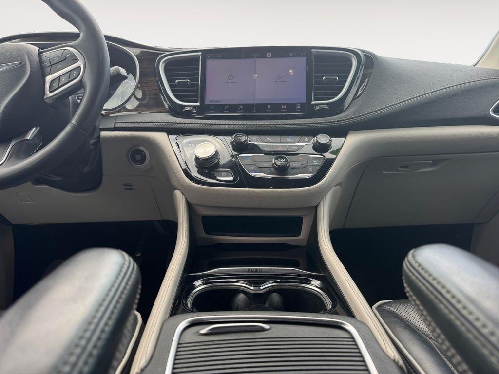 Chrysler Pacifica  2023