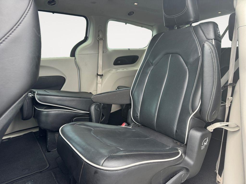 Chrysler Pacifica  2023