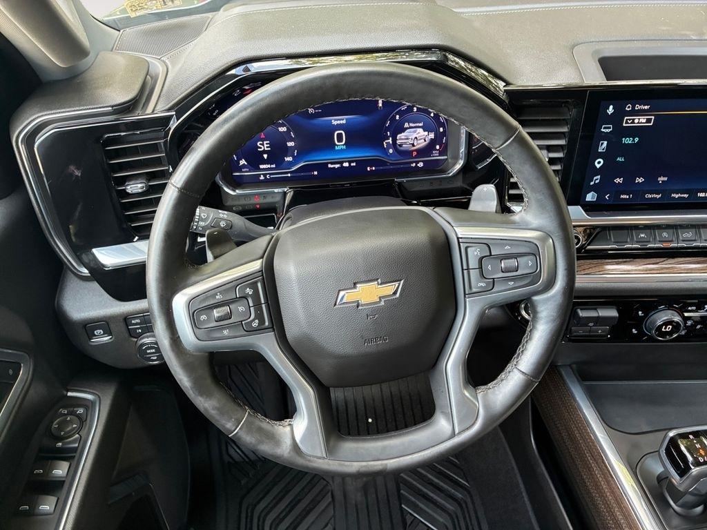 Chevrolet Silverado 1500  2025