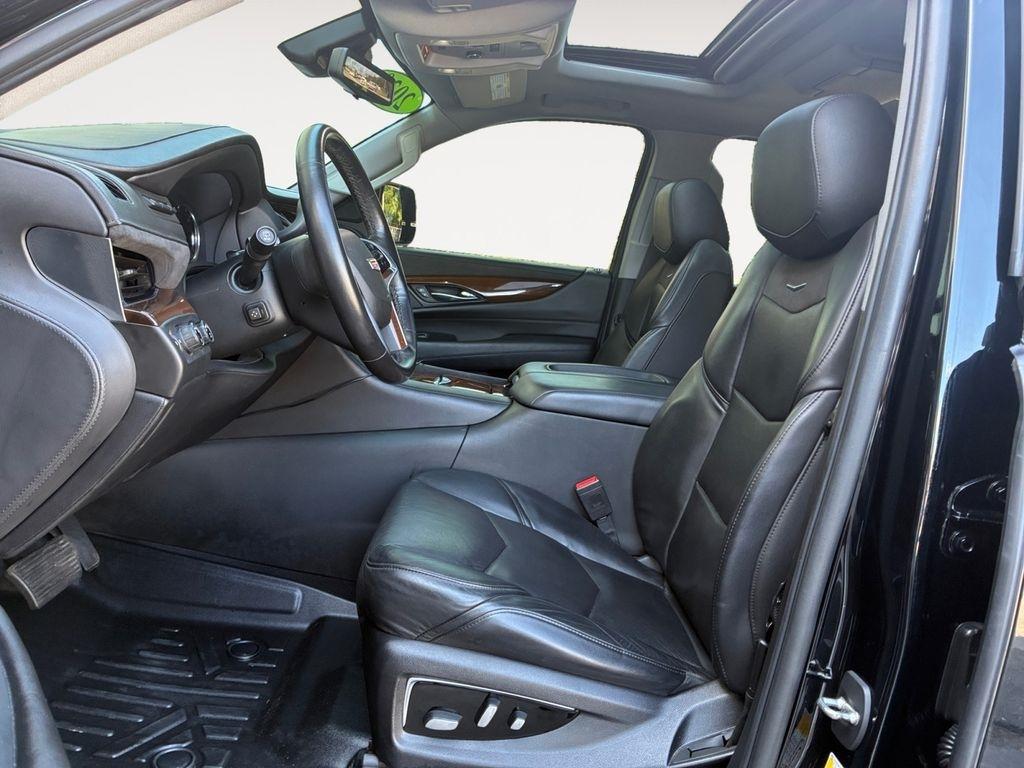 Cadillac Escalade ESV  2020