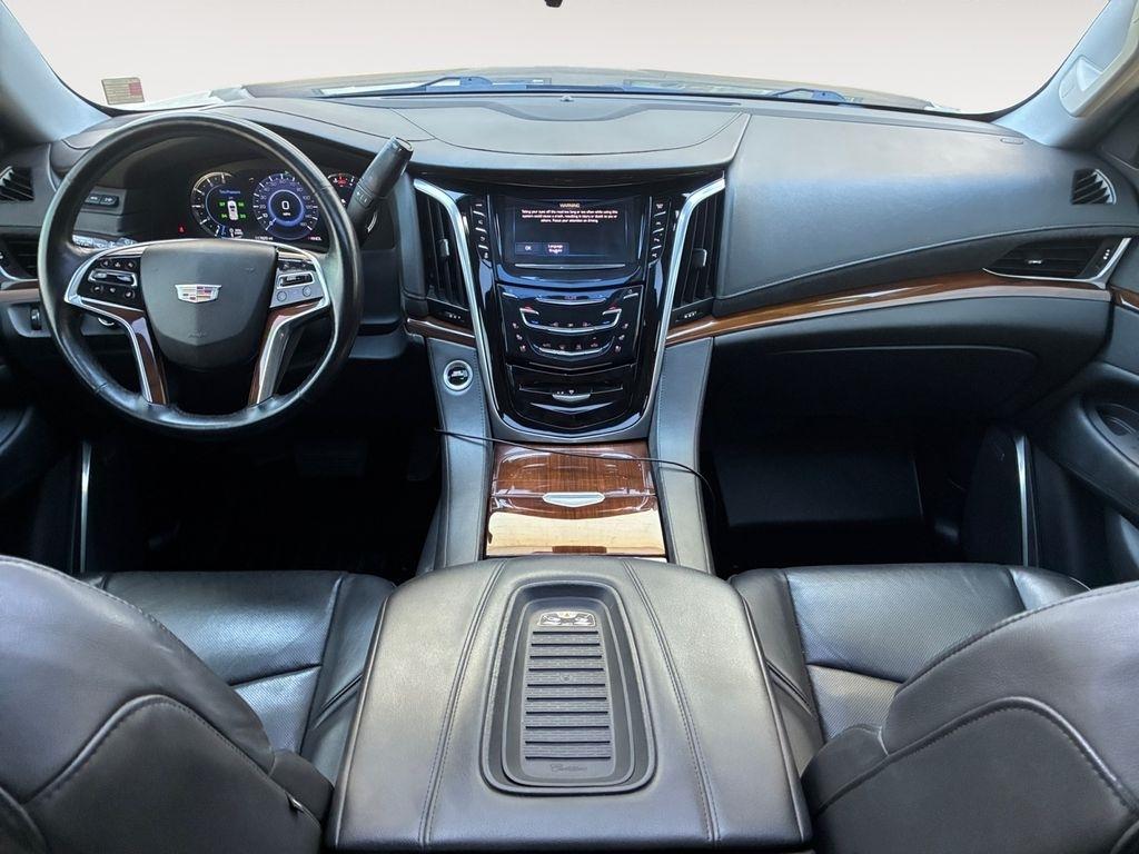 Cadillac Escalade ESV  2020