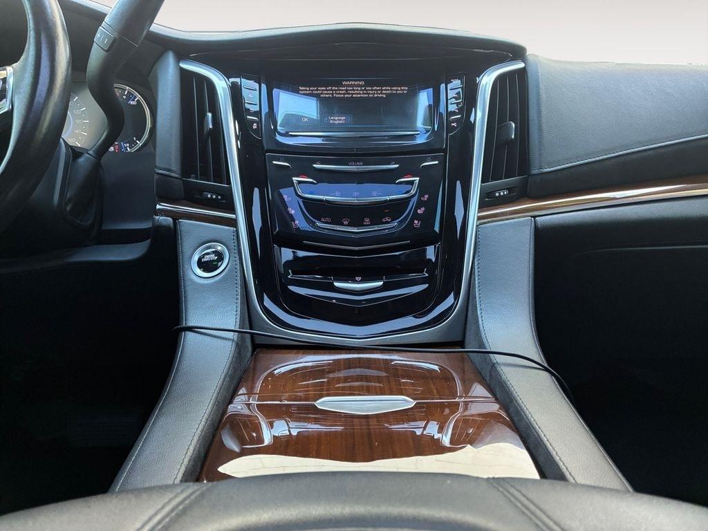 Cadillac Escalade ESV  2020